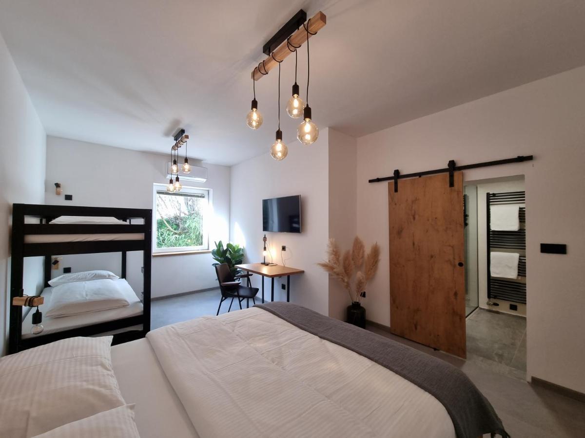 Pri Karlu Rooms & More Marburgo Esterno foto