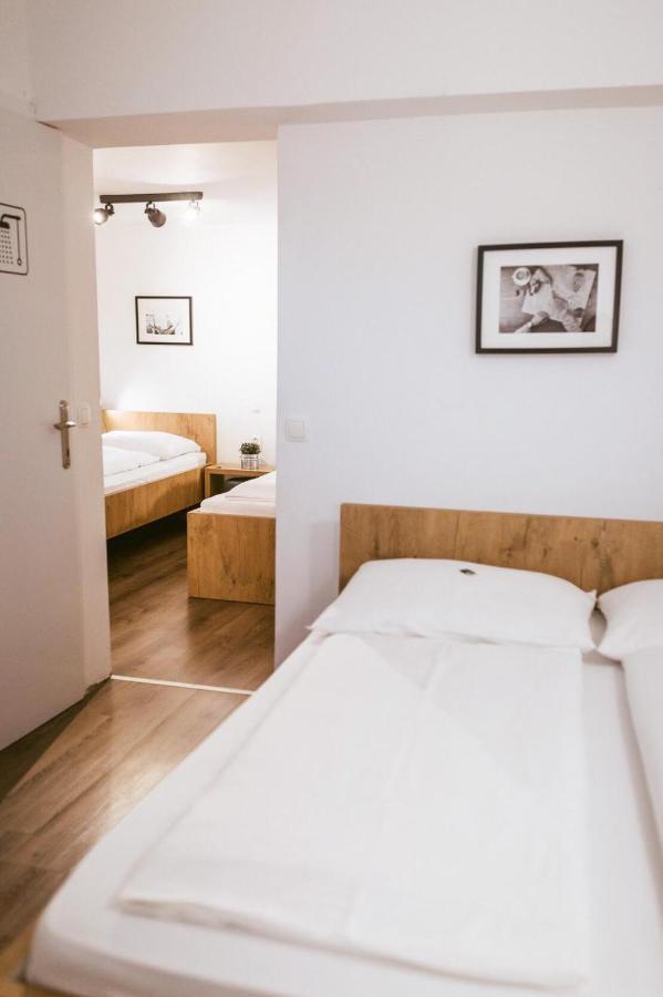 Pri Karlu Rooms & More Marburgo Esterno foto